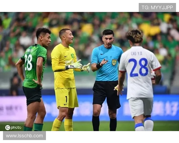 海港夺冠申花屈居亚军梅州亚泰不幸降级中超最终积分榜揭晓
