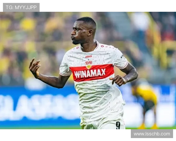 吉拉西未入非洲年度最佳球员候选名单经纪人愤怒指责这是极大的耻辱